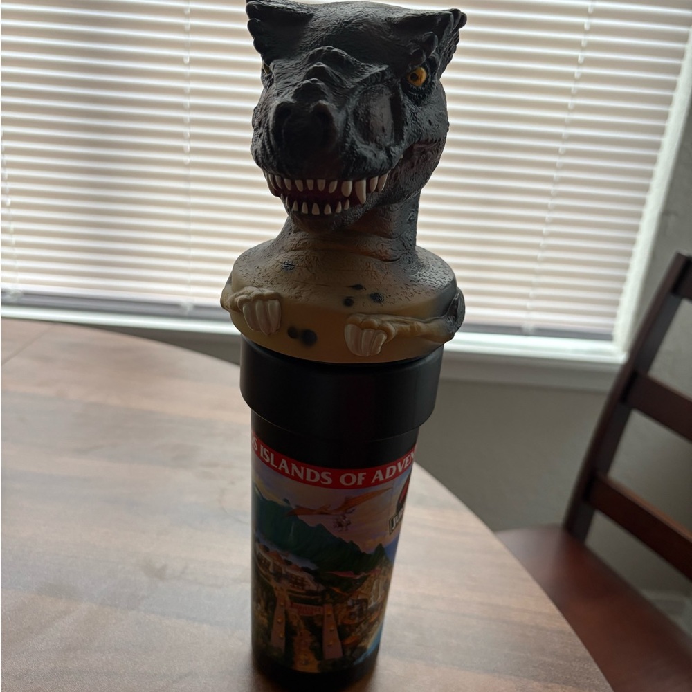 Vintage Islands of Adventure Jurassic Park Souvenir Cup
